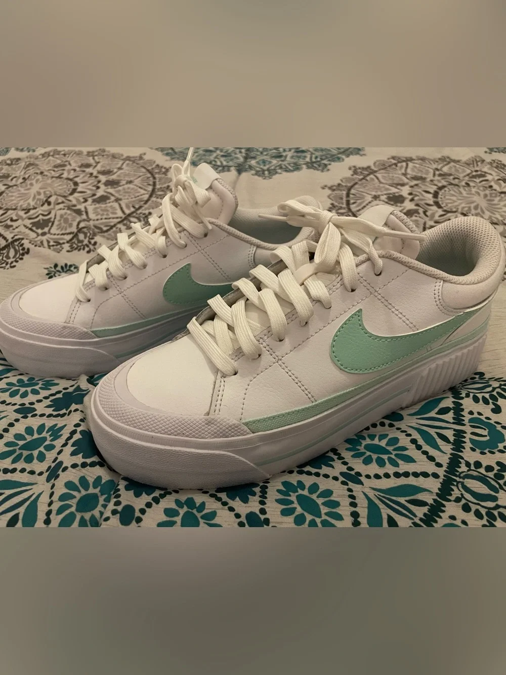 Nike Court Legacy Lift White Mint Foam (Women's) Sz 7.5